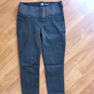 Levi Baby Bump Skinny Maternity Jeans - Black